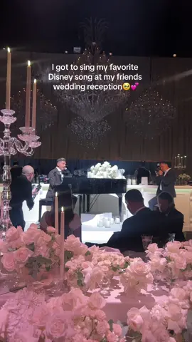 This wedding reception was BEAUTIFUL😍 #kamaniwedding