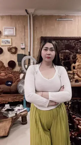 ជីវិតញុមគ្មានឆ្នាំងសាកថ្មទេ😔