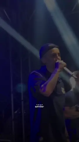 00:33 | 