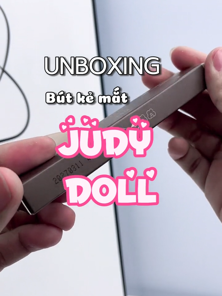 UNBOX Slim liquid eyeliner - Bút kẻ mắt nước siêu mảnh của nhà JUDYDOLL #judydoll橘朵 #judydoll #Eyeliner #slimliquideyeliner #brown #deepbrown #beauty #makeup #viral #unboxing