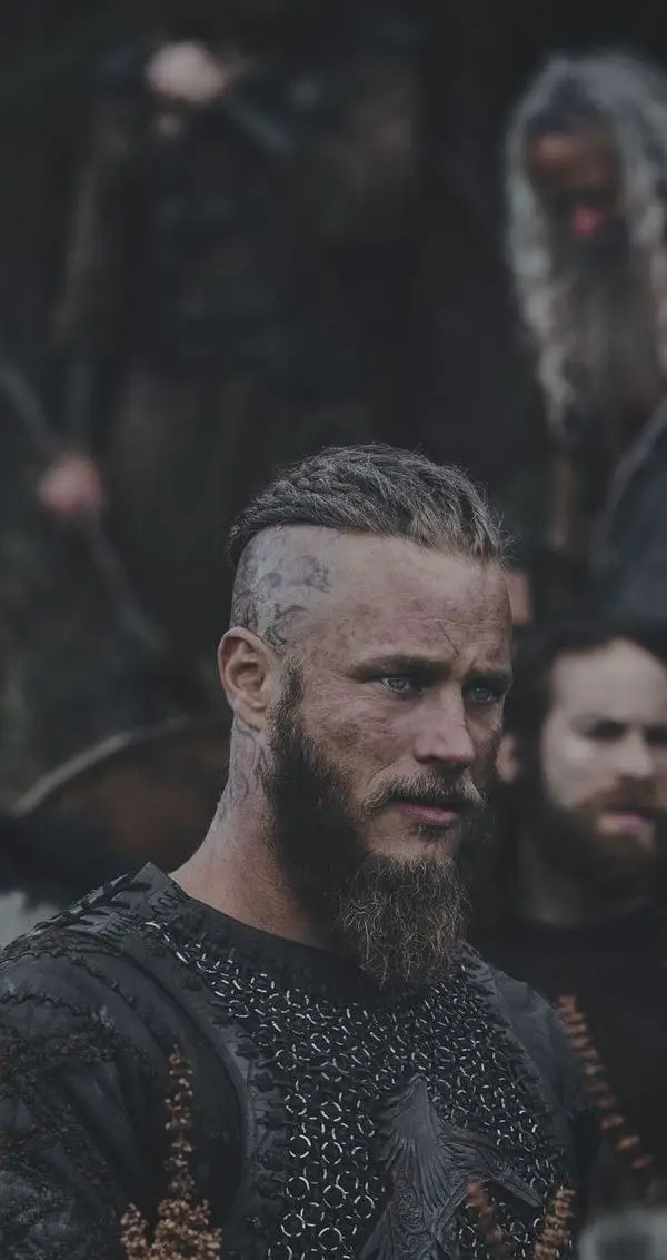 #vikings #ragnar #ragnarlothbrok #lothbrok #wallpaper #pourtoi #foryou #foryoupage #fyp #netflix #serie #vikingseries #travisfimmel 