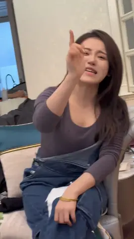 이게 그렇게 과장할 일이야? 이게 셔? #奶昔 #레몬먹기 #나이시 #东北甜美