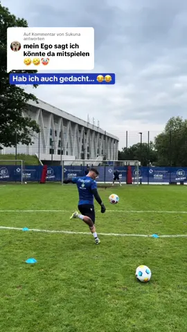 Antwort auf @Sukuna  hab ich mir auch gedacht… 😂😂 #football #goalkeeper #fy #fyp #viral #funny #fail
