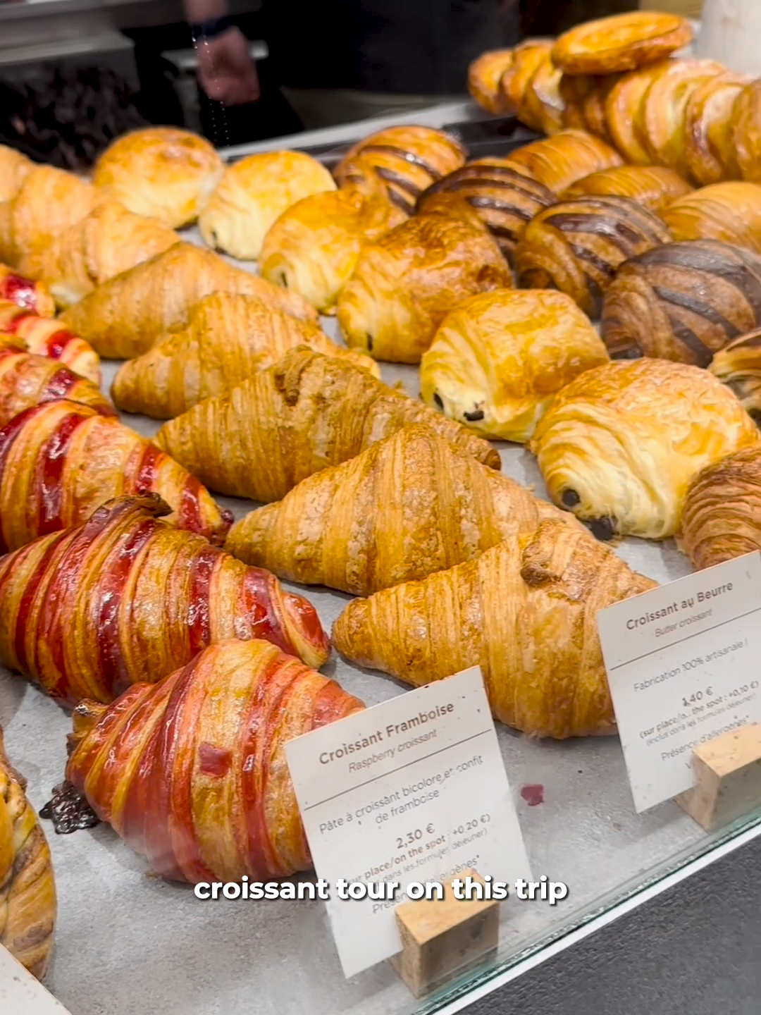 @dashakofman takes us on a journey through Paris, the city of lights and tasty treats 🇫🇷 🥐 📽 @dashakofman 📍 Paris, France #paris #parisfood #bakery #pastries #croissant #foodtiktok