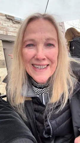 I’m right here Catherine. Catherine O’Hara is the best!!!!  @HALL Wines 