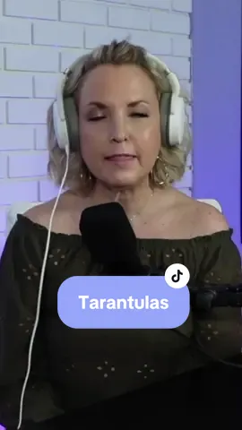 There were tarantulas everywhere when we lived in Antigua 🕷️ #jessiivee #podcast #podcastclips @Jessii Vee 