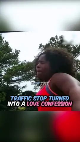 She's not holding back 😭💘🚨 #copsoftiktok #cops #trafficstop 