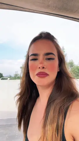 Y tu carro esta bien feo la neta  a mi no me apantallas prro 