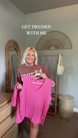 Happy Friday!  #getdressedwithme 