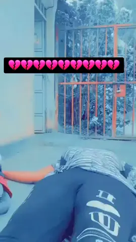 💔 🤫 ☎️