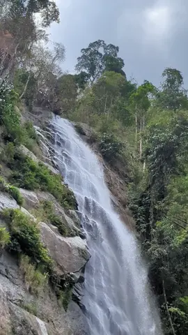ទឹកធ្លាក់ចន្លុះ Chon Los waterfall #nature #adventure #waterfall #Hiking #camping #kampongspeu #ដើរព្រៃ #បោះតង់ #ទឹកជ្រោះ #កំពង់ស្ពឺ 