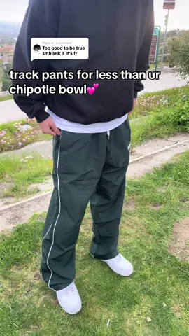 Replying to @. bunch of diff colors too #creatorsearchinsights #tiktokshop #tiktokshopdeals #ttshop #trackpants #pants #fashion 