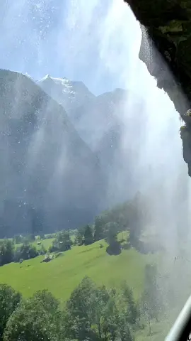 BEAUTIFUL SWITZERLAND 🇨🇭  #switzerland #schweiz #swiss #szwajcaria #lauterbrunnen #mountain #waterfall #dlawas #fy #dc #foryoupage #nature #landscape #foryoupage 