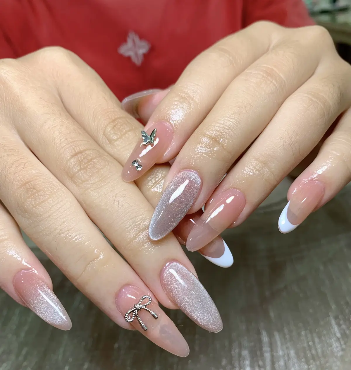 Cam thường thôi đã xinh như thế thì up lun khỏi phải chỉnh =))))) #nails💅 #naildesigns #xuhuongtiktok #nailxinh #xuhuong #nails #làmnailtạinhà #đính_đá #sơngel #nailart 