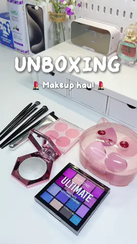 Unbox đồ makeup zá học sinh 🫶🏻 #makeup #makeuptips #trangdiem #reviewlamdep #goclamdep #beauty #unboxing #makeuphaul #haul #xh #BeautyTok #thaothichriviu #viral #viralmakeup  