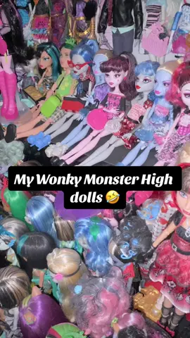 Some of my wonky monster high dolls 🤣 #monsterhighdolls #monsterhigh #mhcollection #mhcollector #mhdolls #dollcollector #dollcollection #dolls #monsterhighcollector #cleodenile #clawdeenwolf #frankiestein #doll #lagoonablue 