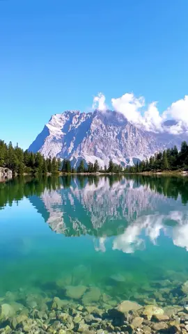 the hike to the Seebensee and Drachensee in Ehrwald Tirol is really worth it 🎥©️ IG @maarrcc  #seebensee #drachensee #ehrwald #tirol #austria 