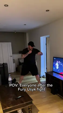 Everyone after the Fury Usyk fight🤣 #fury #fyp #boxing 