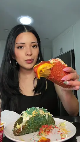 Takis crunchy tacos 😍 tutorial included! #Foodie #mukbang #eatwithme 