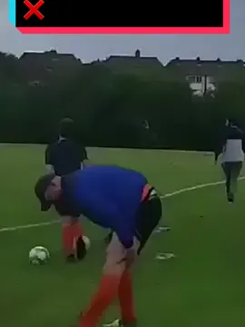 Brother is smoking while playing football which is prohibited 🚭💨⚽ #football #funnymoments #ronaldogoat🥏 #viral #fyp #CapCut 