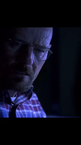 hank thinks walters a sussy baka #walterwhite #breakingbad #breakingbadmemes #hankschrader #memecut #fypシ゚viral #fyp #foryou 