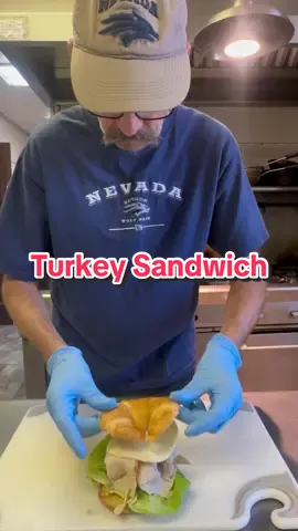 Turkey, Avacado & Provolone #piphichef #pibetaphi #oldscoolkevmo #classic #sororitychef #turkey #sandwich 