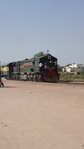 Spotted a Train in Punjab 🚞 #trains #train #rail #railway #punjab #punjabi #pakistan #india #bangladesh #inspiration #travel #travelling #publictransport #nationalrail 
