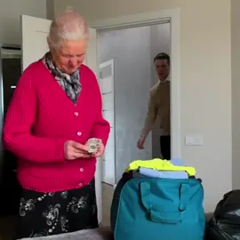#respect #socialexperiment #viral #kindness