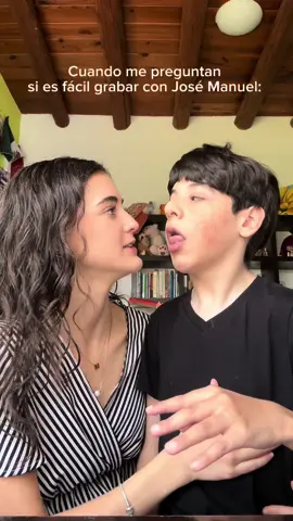 La realidad detrás de cada video 😂 Grabar con José Manuel es toda una aventura. #fail #hermano #discapacidad #parati #fyp #historia #bloopers 