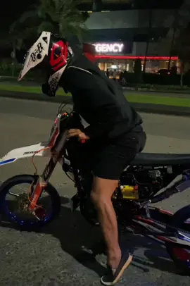 Bungkus #CapCut #supermotoherex #supermoto #supermotoherexstyle #fypdong 