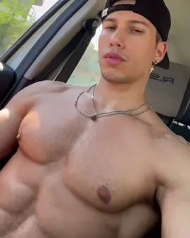 Chest Model  #fitnessathlete #physique #gymaddict #pecs #trainhard #chest #athlete #musclemodel 