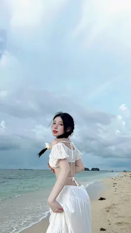 Đi biển mà lười chỉnh ảnh kiểu : 🐬🐚🏝️ #fyp #viral #xuhuong #trend #trend #chupanh #tipschupanh #beautycam #chedoiphone 