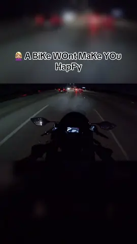 Yea I hate my r7 😕 #motorcycle #bike #yamaha7 #r7 #bikelife #bikelove #fyp #sportsbike #viral #suski #rider #gxsr #tattedbiker 