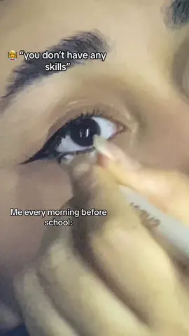 My first time trying eyeliner was something 💀 #makeup #Eyeliner #tuto #skills #school #teacher #beauty #makeupproducts #fypシ゚viral #fyp #foryou #foryoupage #fyppp #foryoupageofficiall #fyppp 