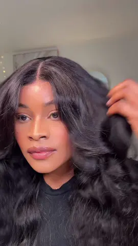 You need volume? Then you need tjis wig❗️❗️@QT Hair Shop @Qthair   Rush before it runs out.  .click on orange shopping box in the left corner babe #fypage #qthair #qthairbeauty #unshadowbanme #gluelesswig #wiginstall 