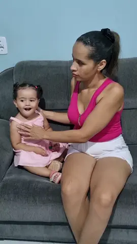 eu sou mae cega e e e claro que me perhuntam quem arruma a bebe pra min#maternidadereal #maternidadecomhumor #deficienciavisual #mamaecega #maecega #maternidadeadaptada #maternidadeascegas 