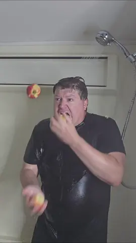 Juggling & Eating Apples While Taking A Cold Shower #fyp #apples #eating #juggling #cold #shower 