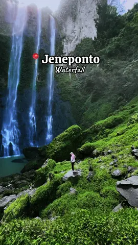 Biasanya hanya lihat dari atas, ternyata di bawah secantik ini. Lelahnya terbayarkan sih! #airterjunindonesia #pesonairterjunindonesia #wisataindonesia #pesonaindonesia #beautifulindonesia #wisataalamindonesia #exploreindonesia #wonderfulindonesia #jeneponto #jenepontokeren #airterjun 