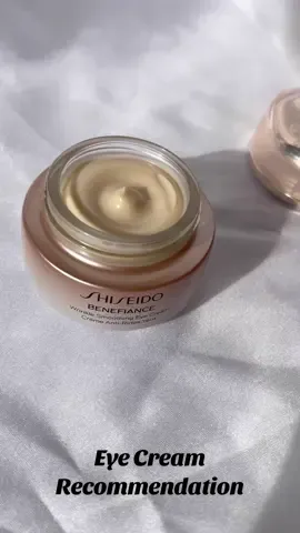 🤍Benefiance Wrinkle Smoothing Eye Cream @SHISEIDO  🤍Anti wrinkle 🤍Plumping 🤍48- hr hydration 🤍Boosts resistance ◻️Clinically proven Available at @MECCA MAX @MECCA COSMETICA  #shisedo #eyecream #texture #skincare #skincareroutine #eyecreams #madeinjapan #japanskincare 