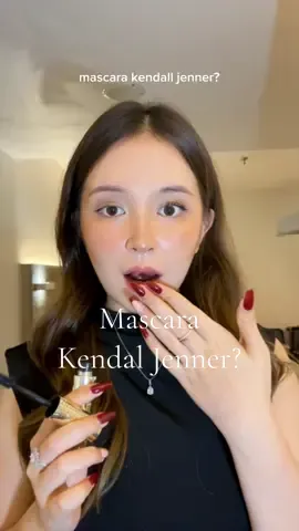 kalo pake mascaranya sampe abis bisa mirip kendal jenner ga yaa? 😆  @L’Oreal Paris Makeup & Hair  #makeup #matapanoramayangbicara #mascara #fakebody #fakesituation 