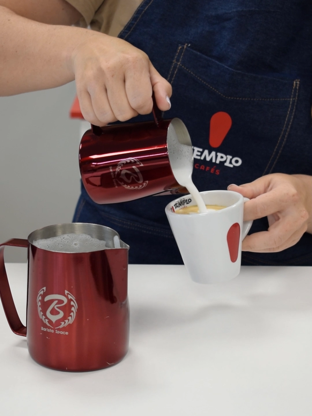 Buenas prácticas de una cafetería #barista #lattearttutorials #cafe #latteart