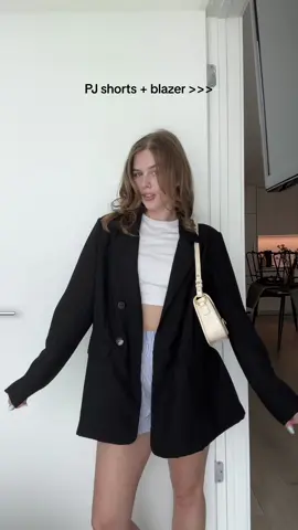 #summeroutfit #summeroutfitinspo #summeroutfits #blazeroutfit #pajama #cutepajama #simpleoutfit #simpleoutfitideas #cuteoutfits #cuteoutfitideas 