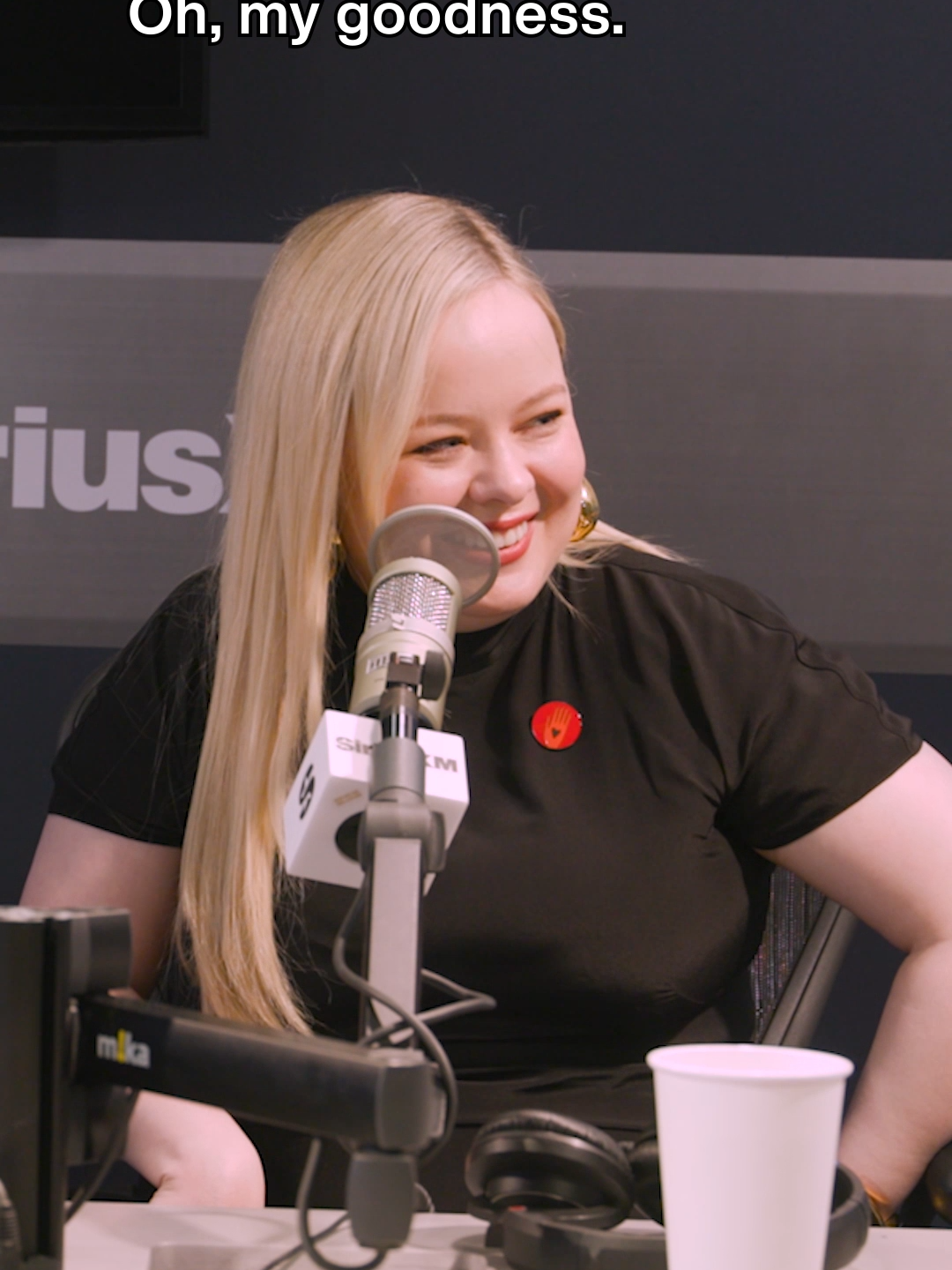 Dearest listener, @bridgertonnetflix star @nicolacoughlan is pretty good at keeping secrets—even from her castmate Claudia Jessie 🤫 Hear more of their interview on Stars on SiriusXM at the link below.