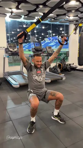 Neymar Jr no treino hoje 😍📸