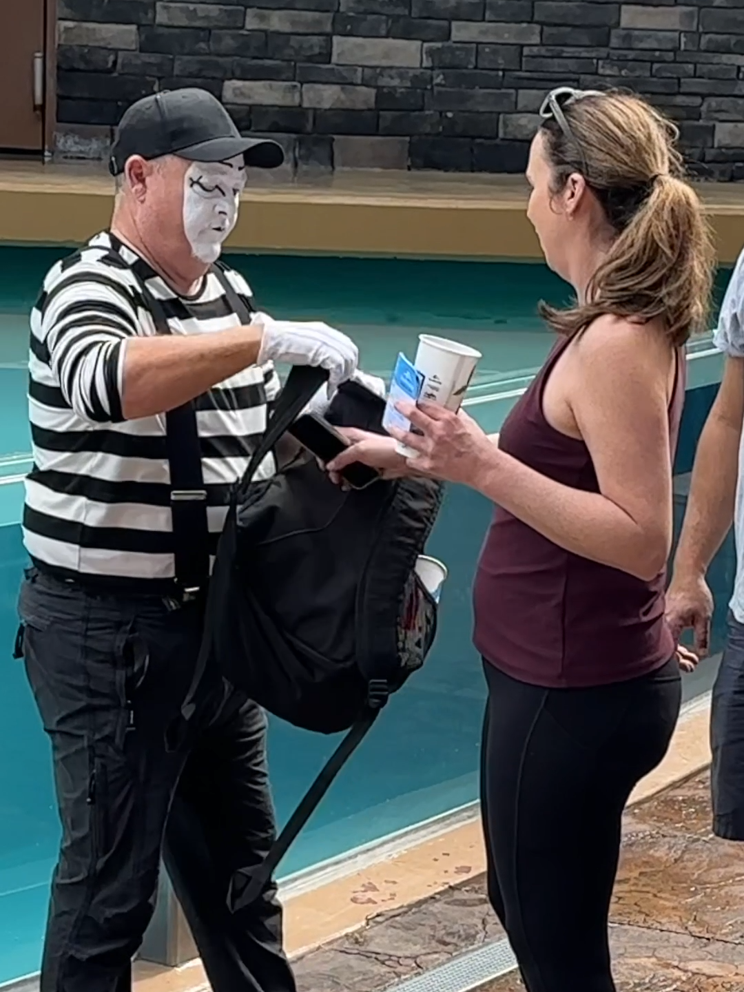 Comedy Gold: Tom the Famous SeaWorld Mime Prepare for a comedy show with Tom, the famous SeaWorld mime! Known for his hilarious performances, Tom brings endless laughter and joy with his antics. #tomthemime #seaworldmime #seaworldorlando #mime #pantomime