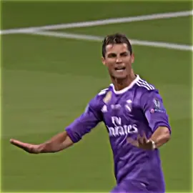 C.Ronaldo Solo Dribbling 🤯 #cristianoronaldo #ronaldo  #cr7 #skills #football #edit  #dribbling #footballtiktok #footballedit #viralvideo #fyp #fy #fypシ゚viral #viral 