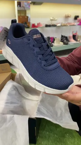 Nuevas Zapatillas Skechers 😎💙 #valeryshoes #zapatillasperu #zapatillas #zapatillasoriginales #zapatillasskechers #zapatillasskechersoriginales #zapatillasparamujer #zapatillasazules #tendencias #tendenciasdetiktok 