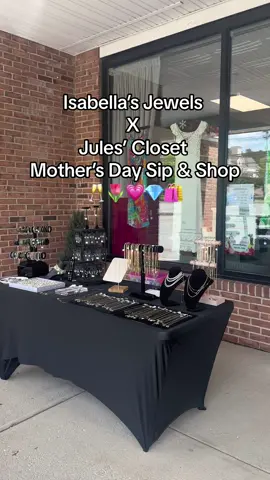 Inside look of our Mother’s Day shopping event in collaboration with Jules’ Closet! 📍Warren, NJ  Shop online: www.Isabellasjewels.shop 