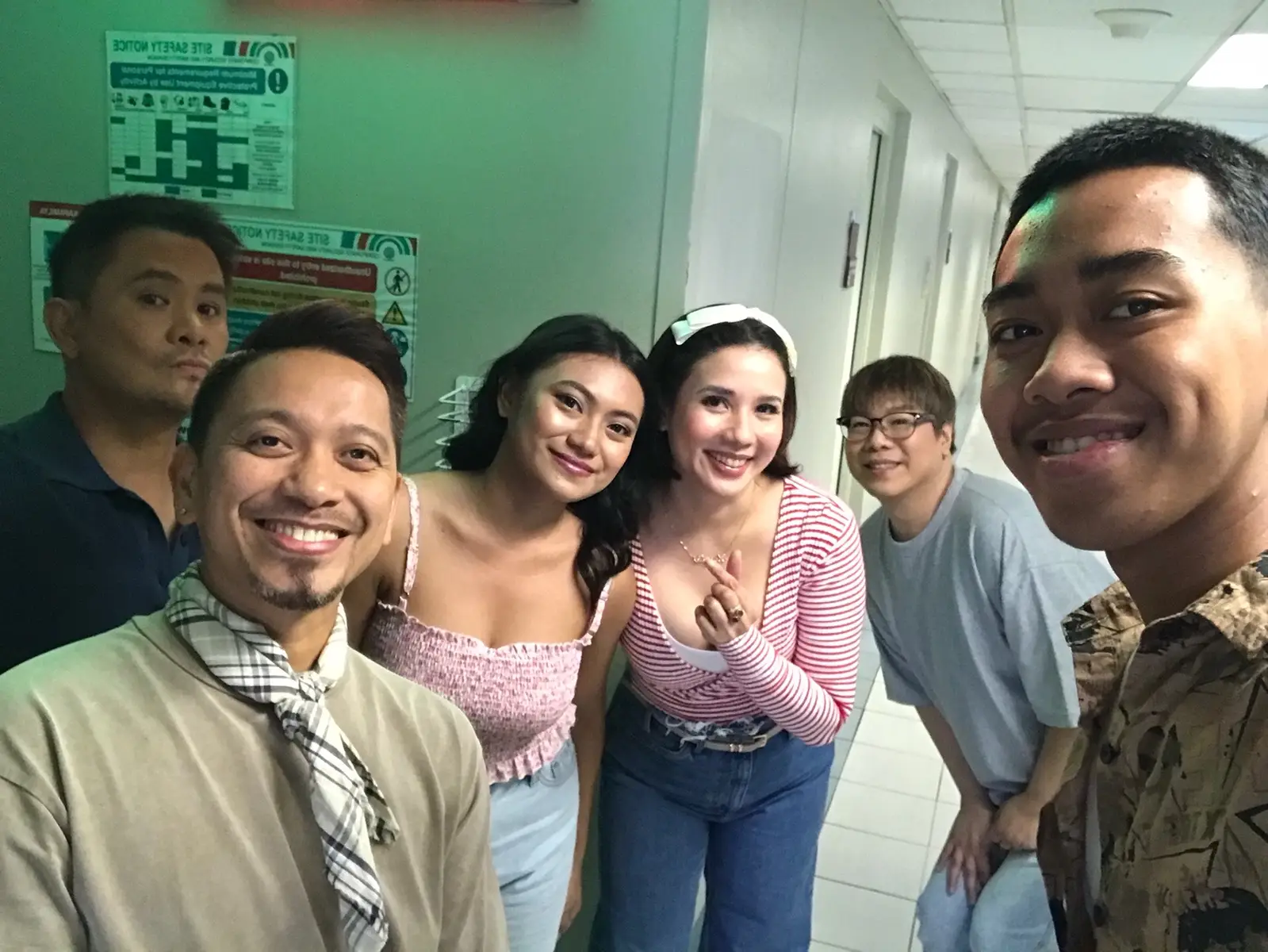 yung akala namin magiging seryoso tapos magiging emotional tapos ending naging naging puro tawanan nalang hahahaha thankyou so much po showtime fam especialy to sir nolly and maam danica!! #especiallyforyou  #itsshowtime @gggnel 