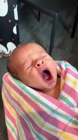 Newborn yawns just hit different 🥹 #newbornlife #newbornbaby #babyyawn #yawning #boymum #boymom #newmama #welcometotheworld 